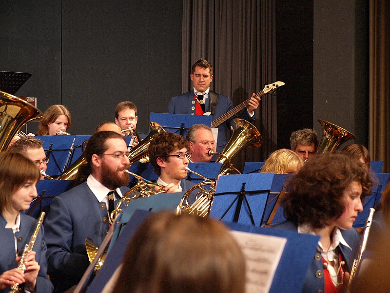 09 04 04 Fruehjahrskonzert MVB (107).JPG